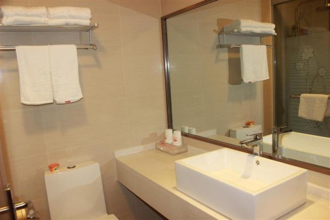 Shanghai Yiting 6+E Hotel - Lujiazui Pokój zdjęcie